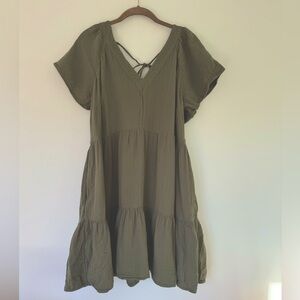 Old Navy v-neck tiered mini swing dress • XL